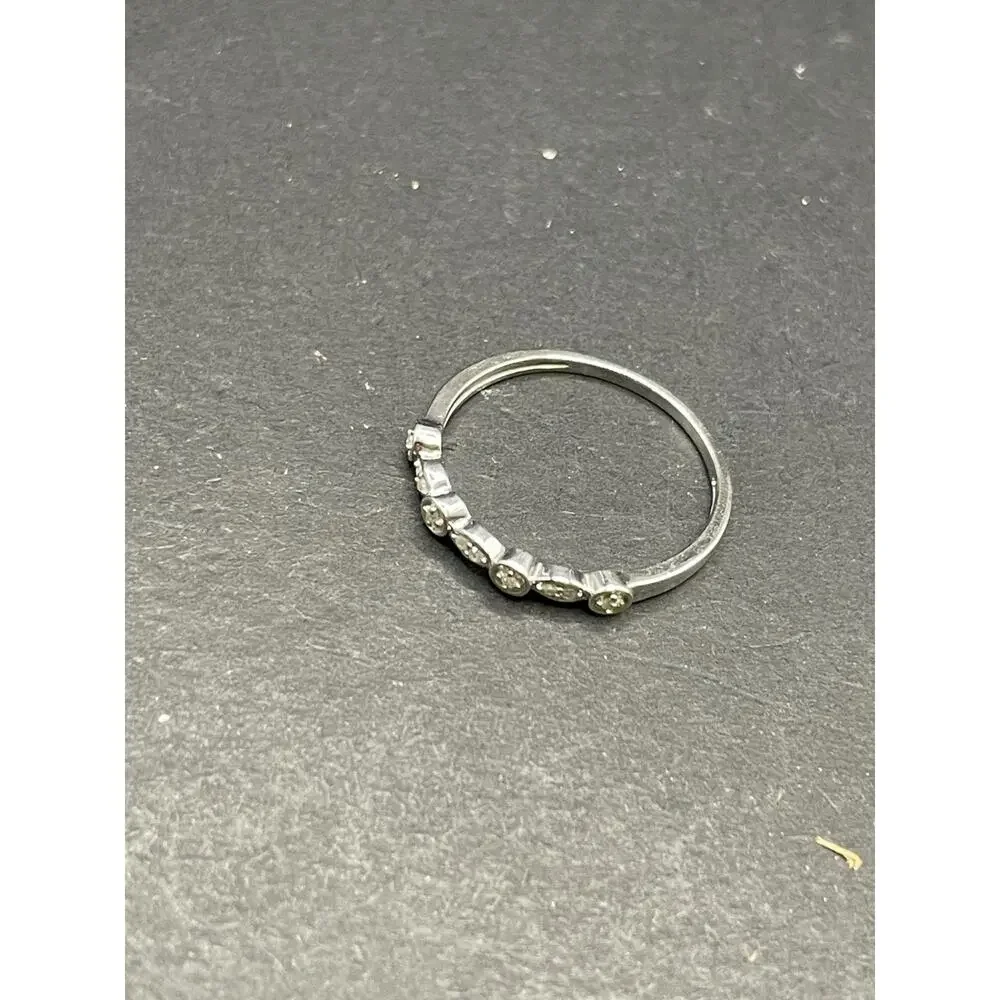 Vtg Silver Tone Oval Marquise Cubic Zirconia Half Eternity Band Ring Size 9.5